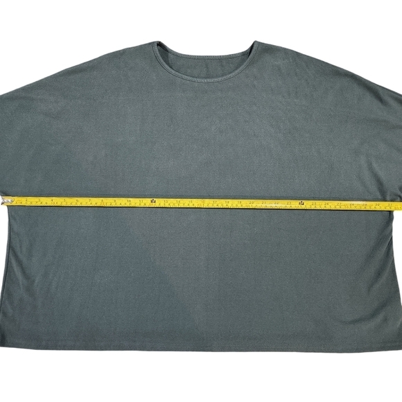 SHEIN Women's Dark Green Oversized Batwing Sleeve Soft Fleece Tee Size Medium - Picture 4 of 7